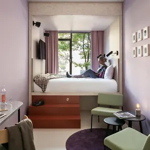 3* Hotel Unplugged